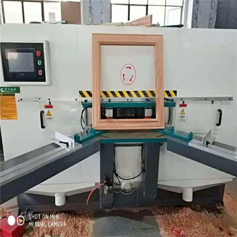 數控木工卯榫機的兩種結構01.jpg